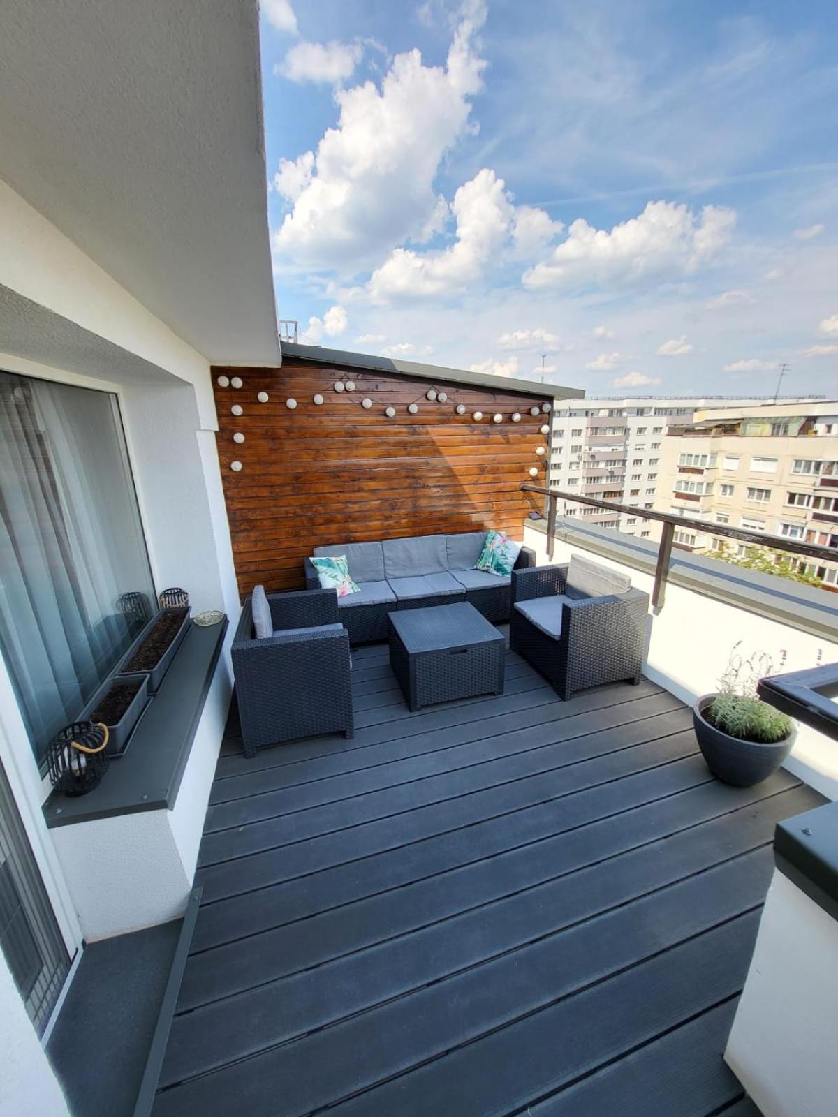 Demure Terrace Apartment Bucharest Exterior photo